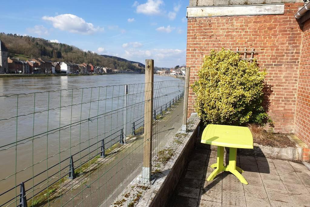 Le Bord De Meuse Appartement Dinant Buitenkant foto